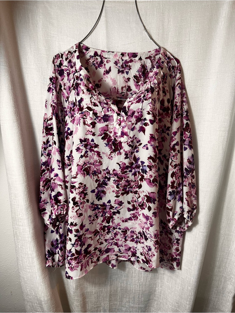 Women's Floral V-Neck Tunic in Purple and White PLUS SIZE XXL